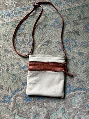 Vera Pelle Crossbody Bag